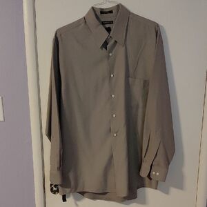 Van Heusen Men's Gray Dress Shirt